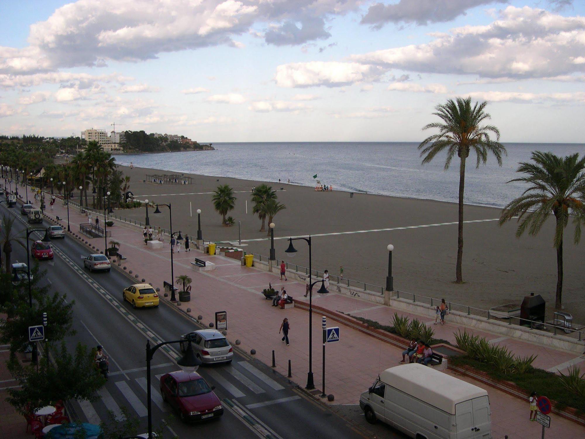 Hotel Mediterráneo Estepona Exterior foto